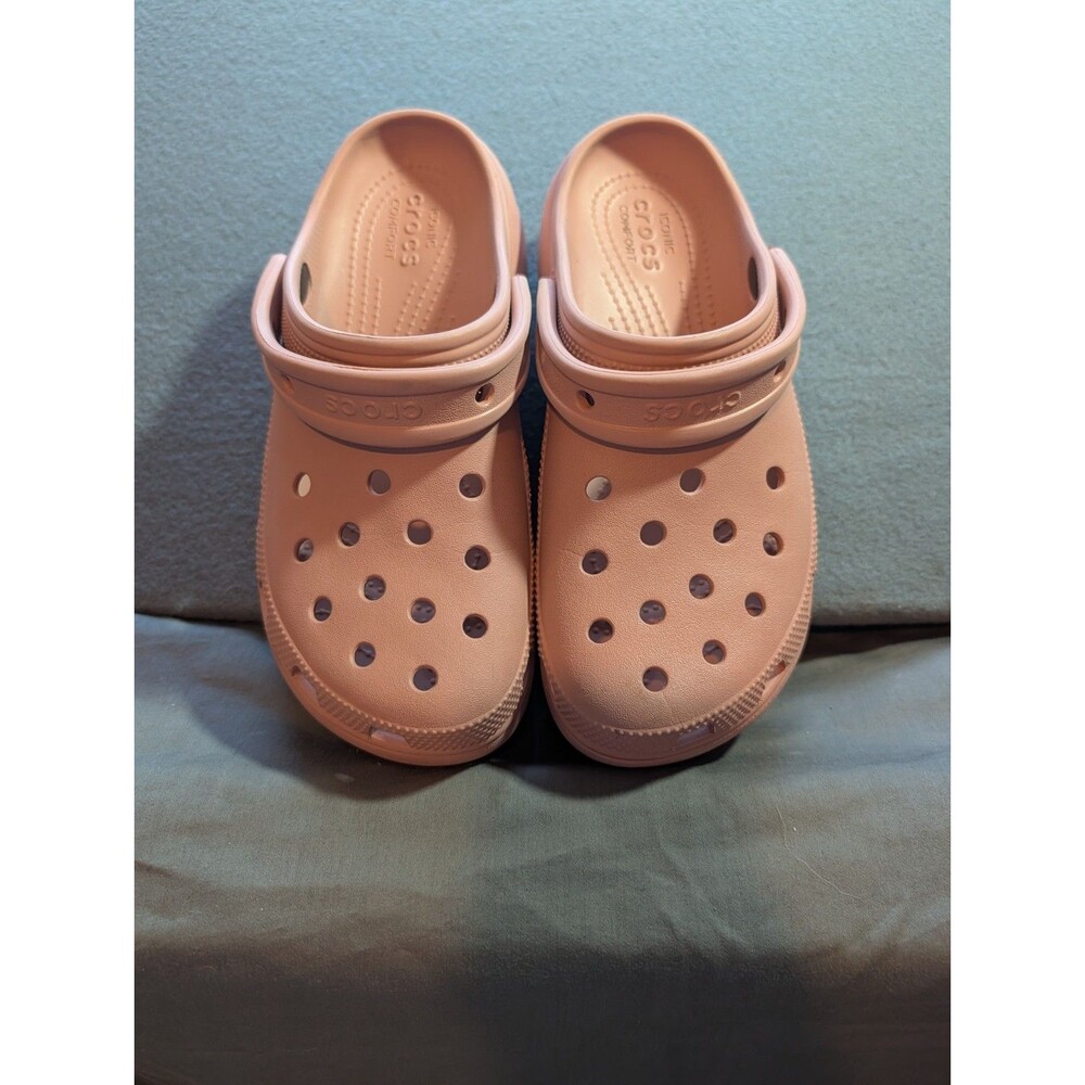 Crocs Classic Platform Clog Women’s Size 8 Pink Clay Blush Comfort Shoes